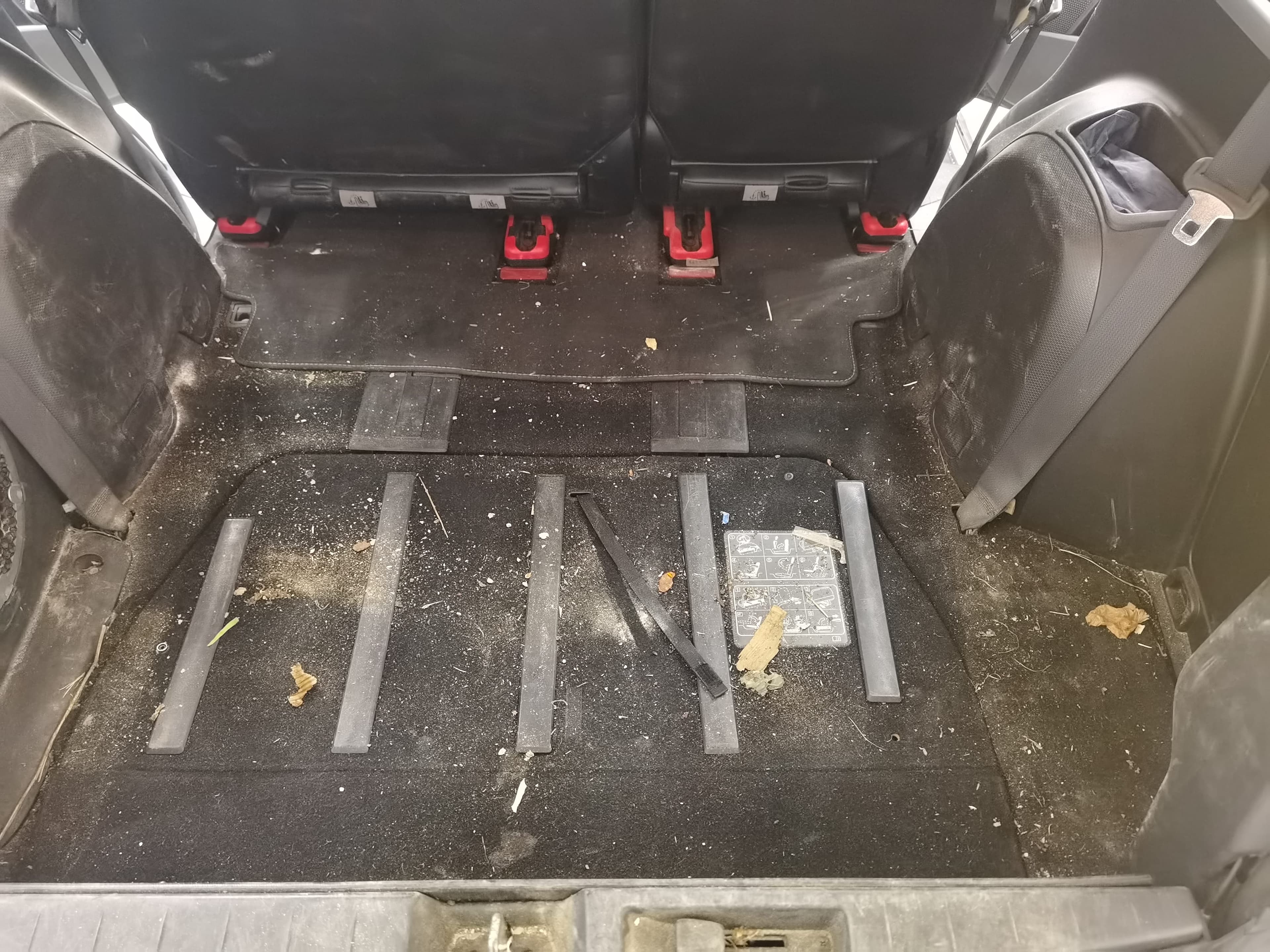 Peugeot 4007 — Mini Detailing — prije